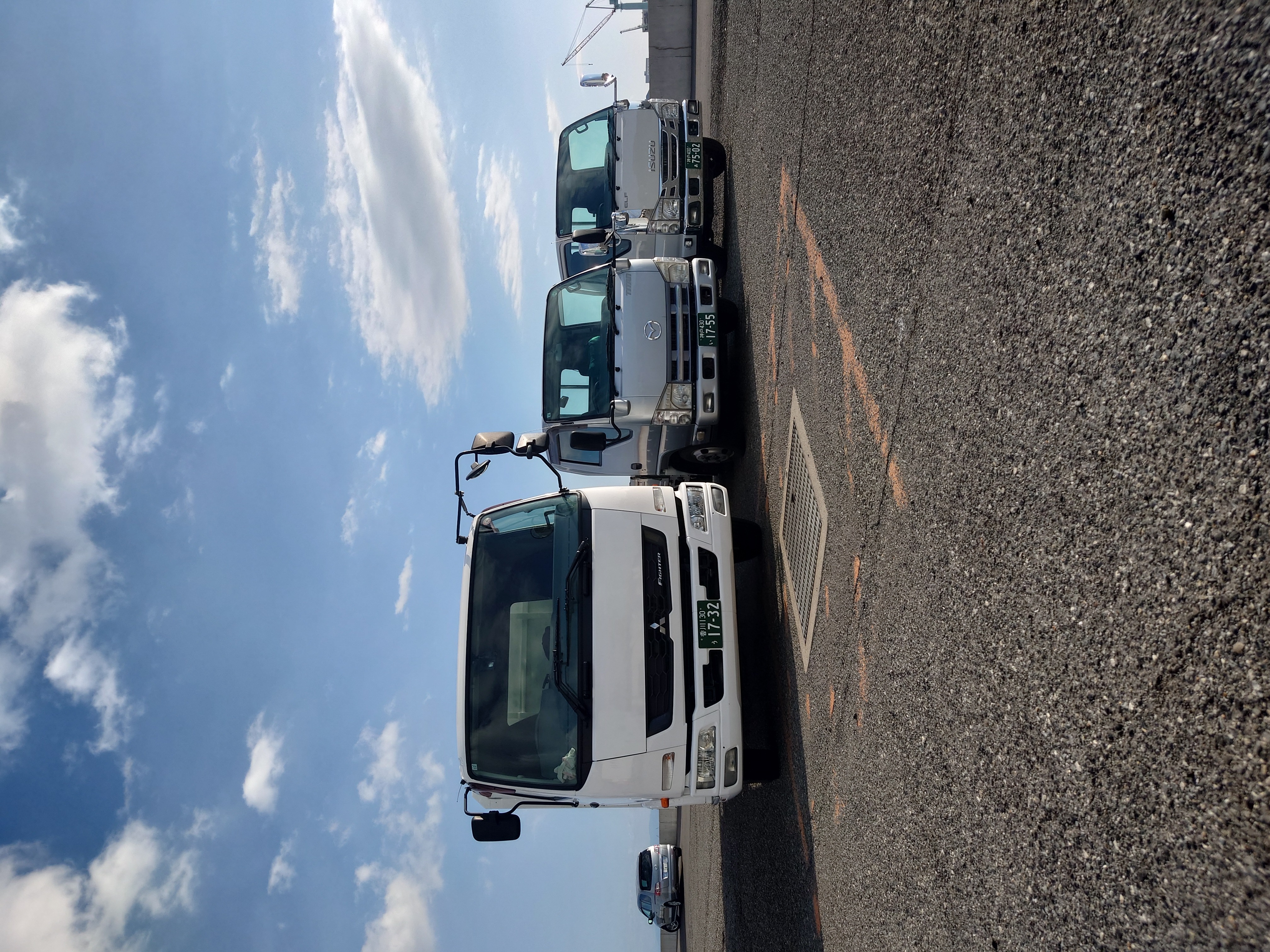 2t・4t 平ボディー車
